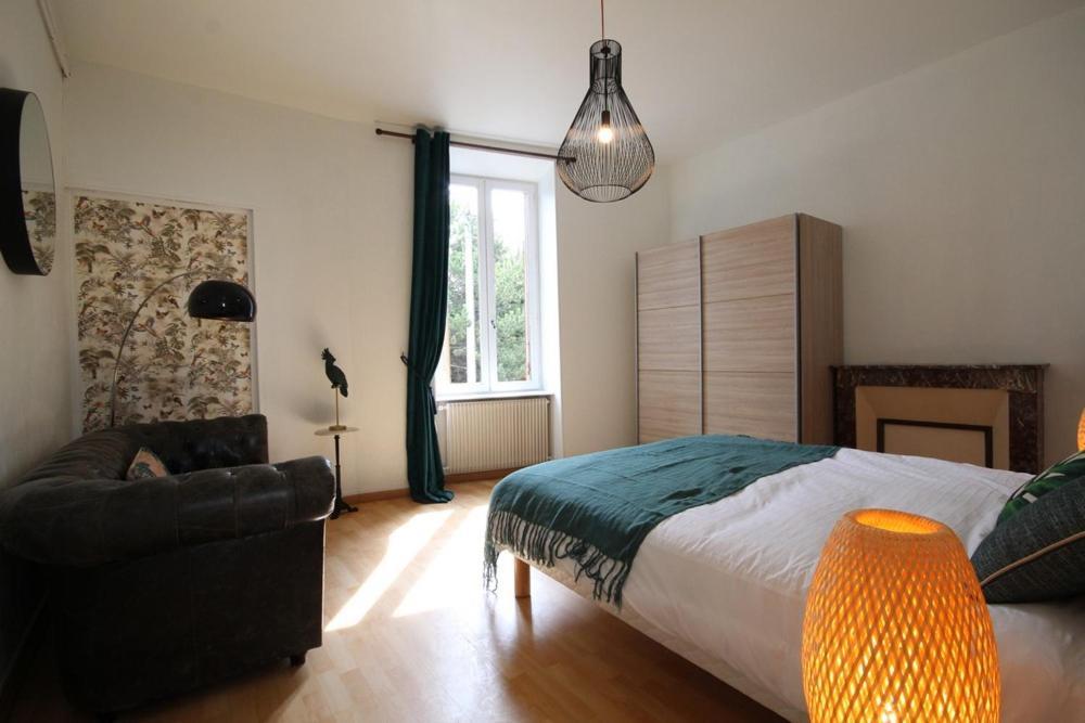 Appartements Le Cru Colbert ボーヌ エクステリア 写真